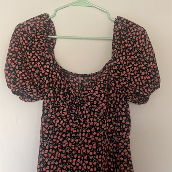 Rose floral dress, size small. - Picture 2 of 3